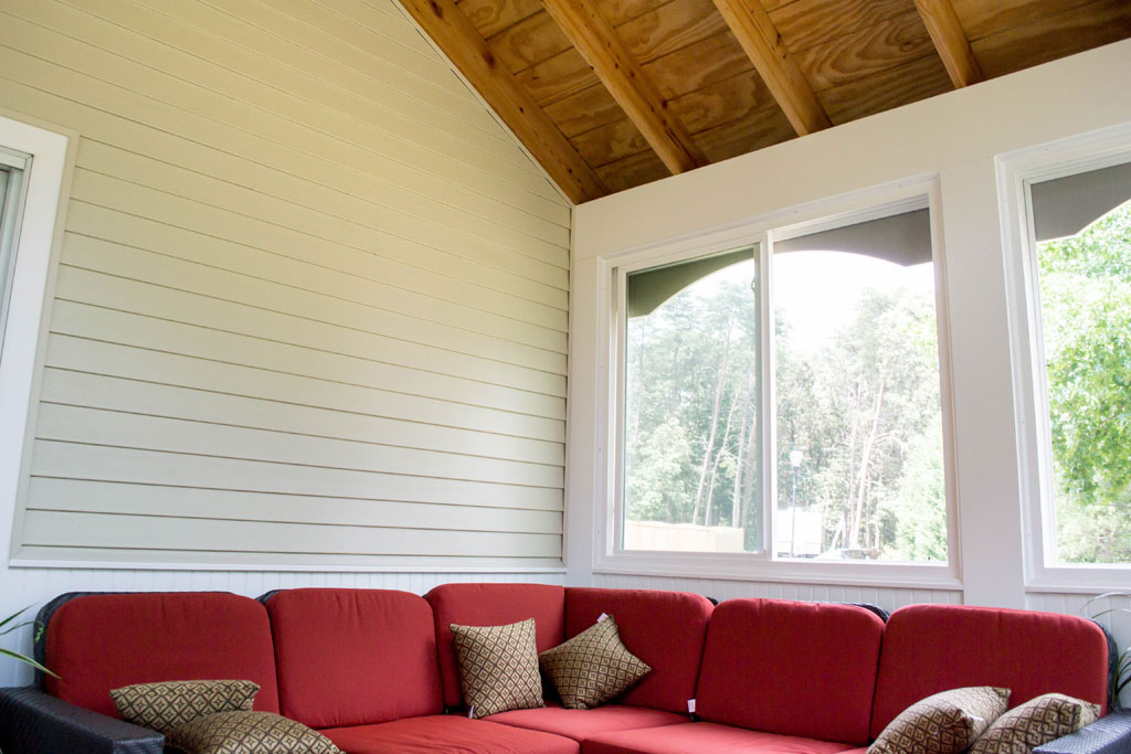 MustHave Accessories for Any Sunroom